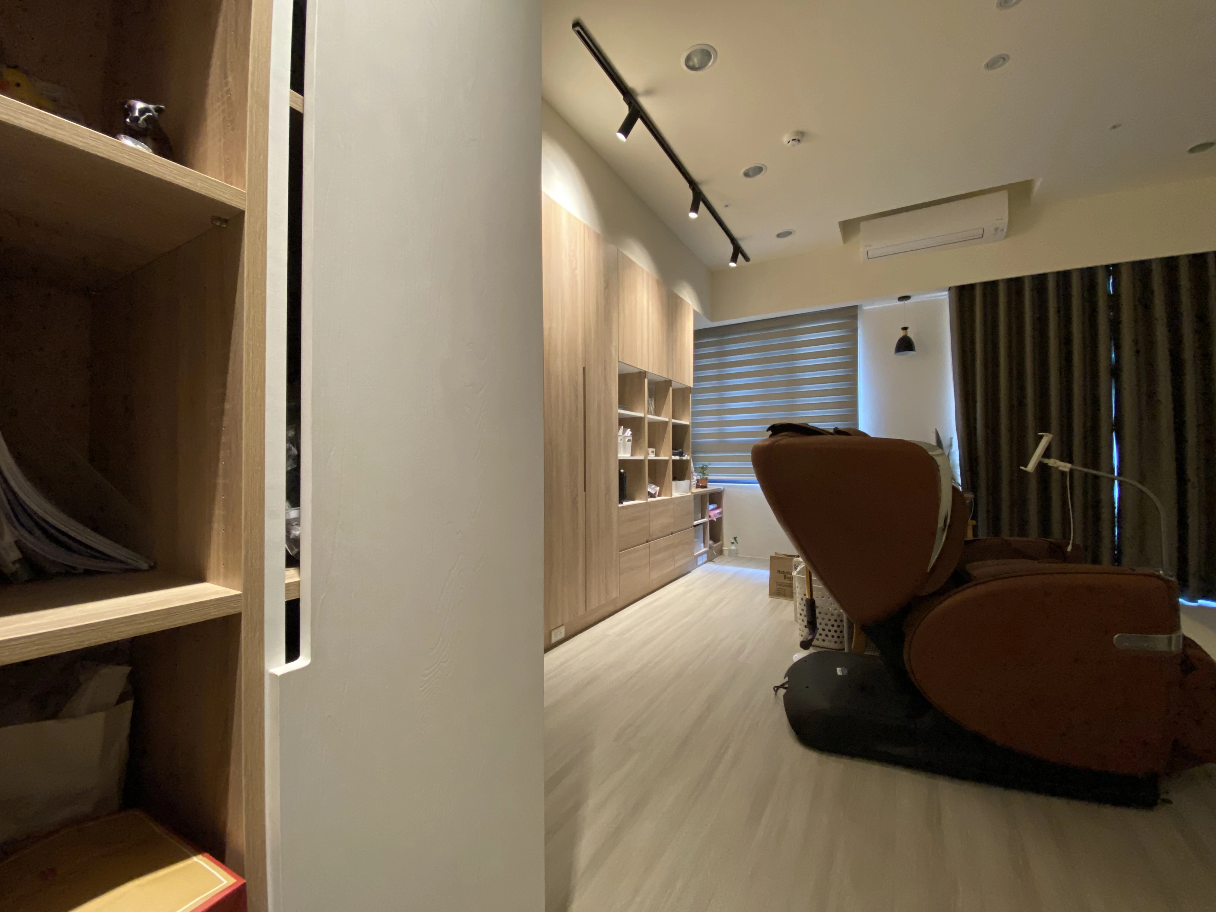 北歐無把手系統櫃：預防幼童碰撞，打造台南安全居家。