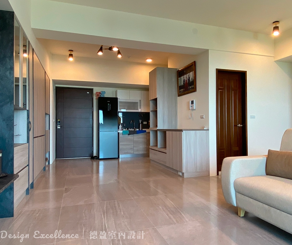 選擇具備專業證照與透明報價的團隊，安心啟動台南室內設計。