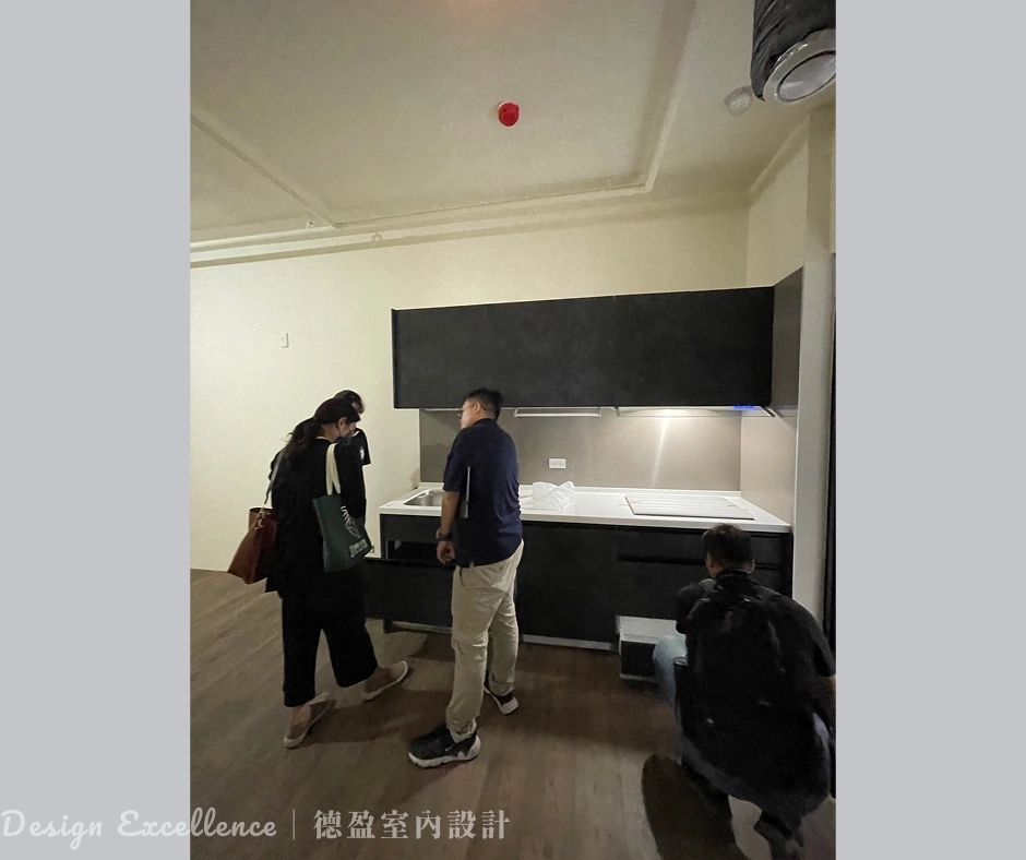 德盈用心打造溫馨現代風居家，深獲屋主信任與好評。