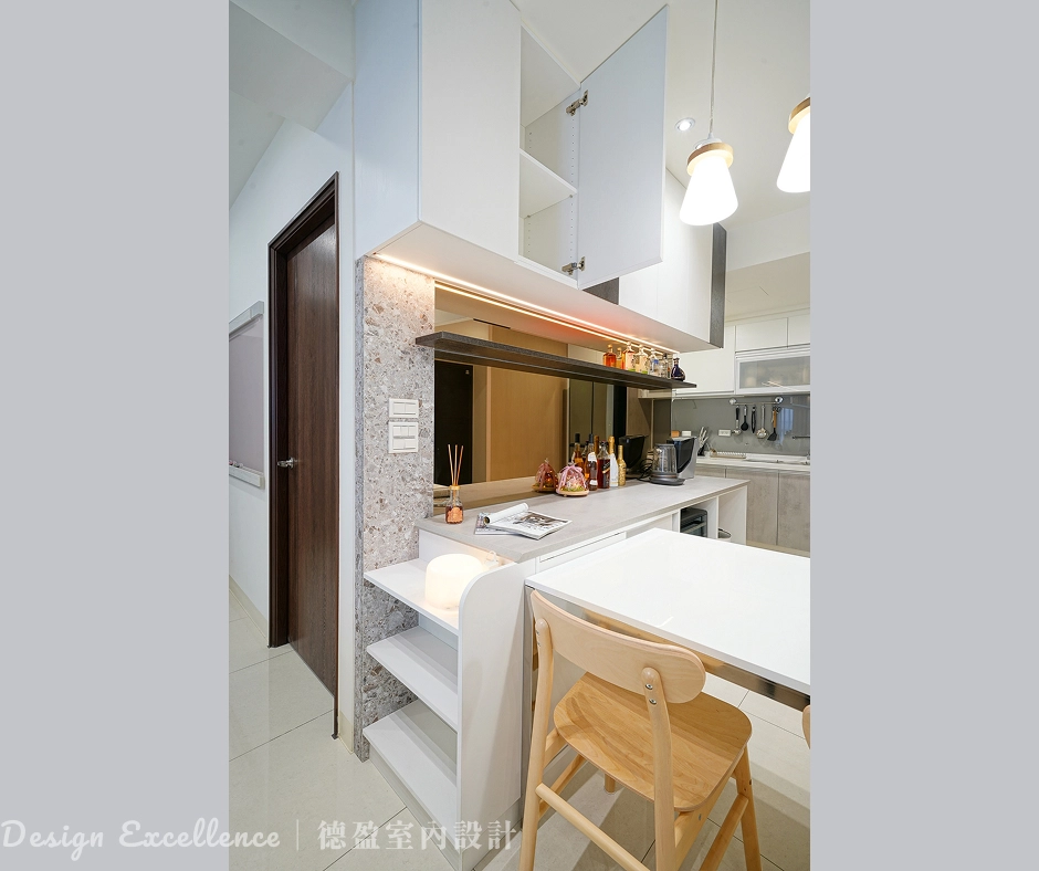 系統轉向造型櫃