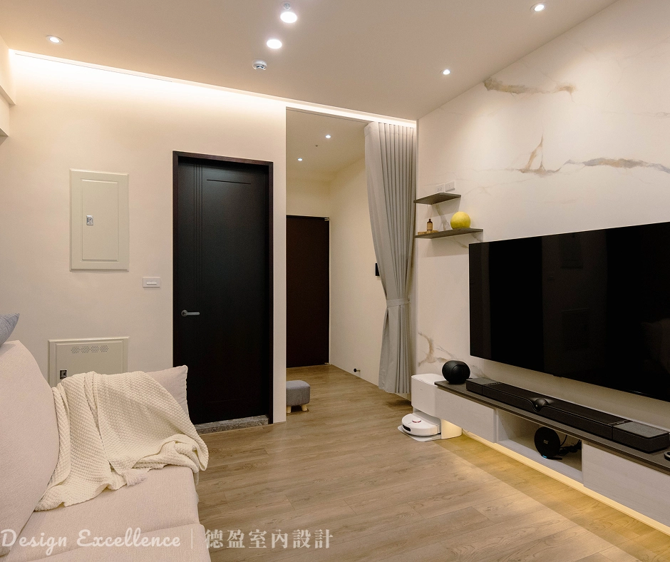 電視牆內釘隔音墊