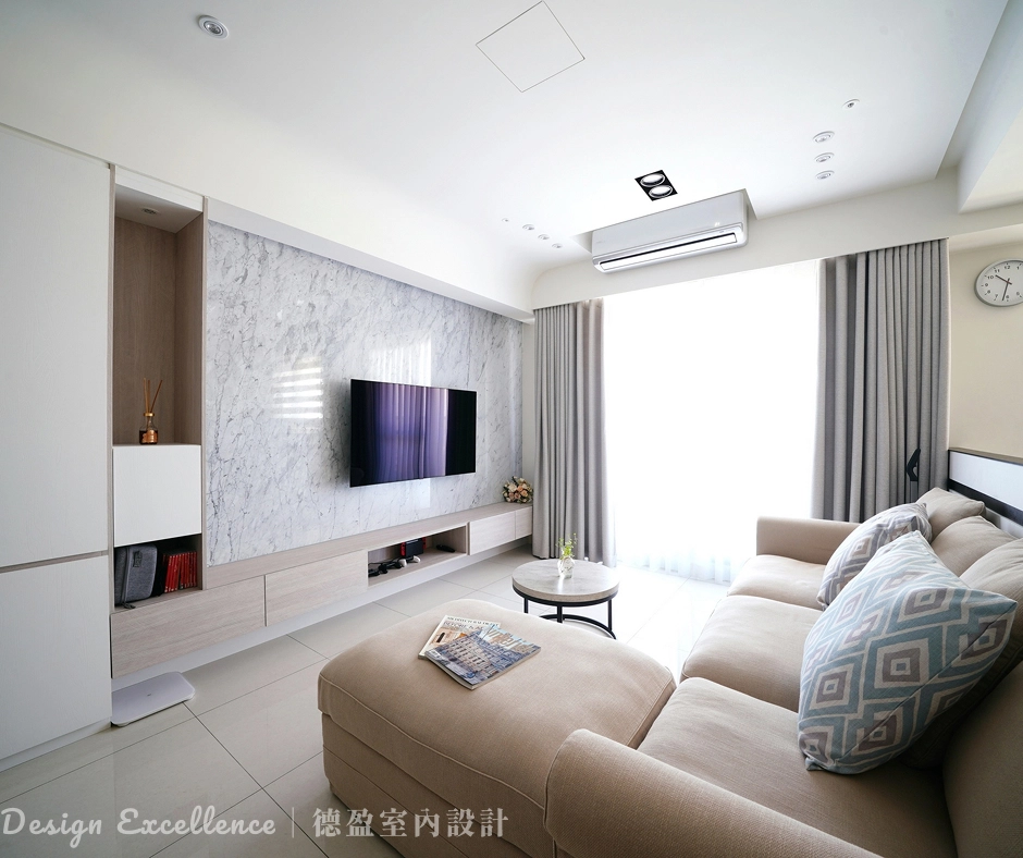 客廳大理石電視牆
