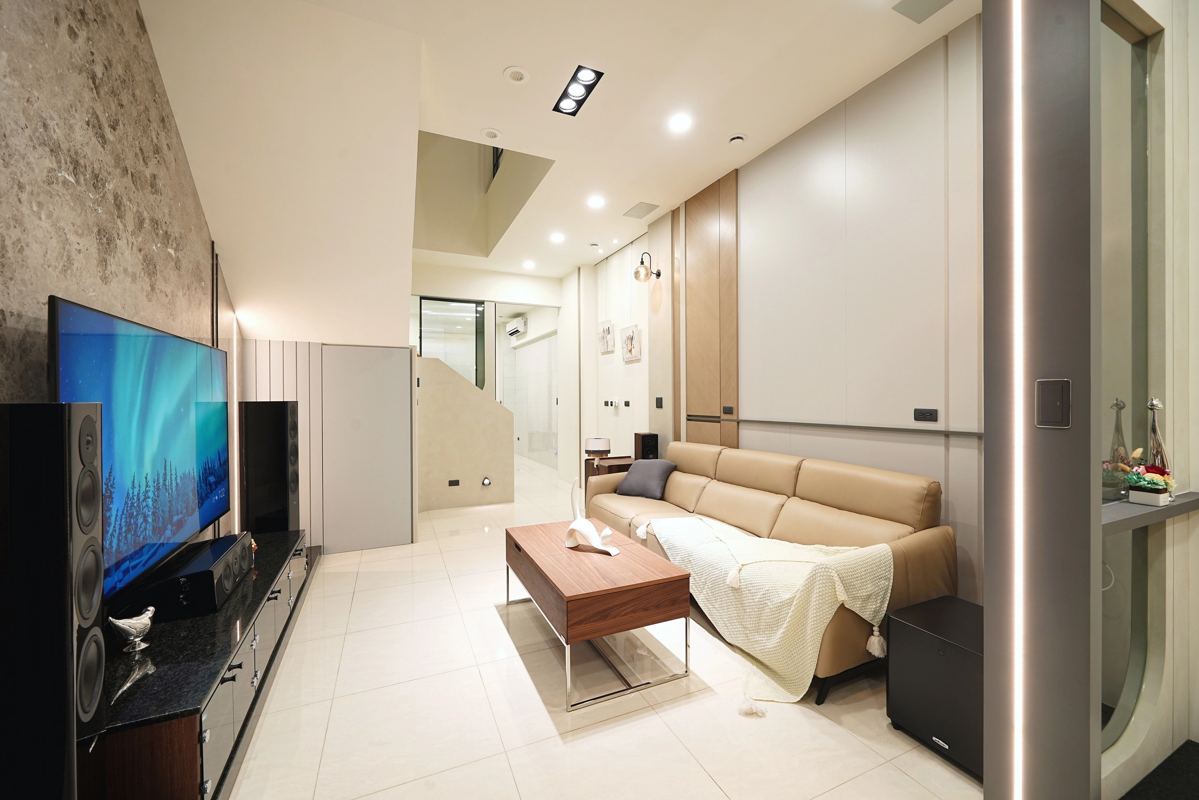 高雄｜仁武｜毛胚屋